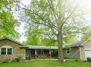 1449 NE 35th St, Topeka, KS 66617