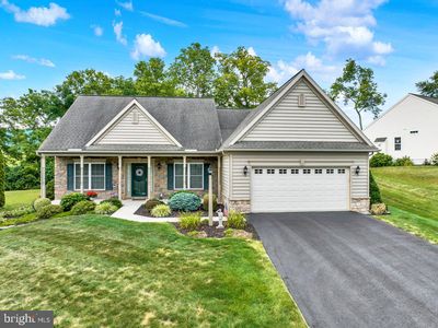 295 Copper Beech Ln, Womelsdorf, PA, 19567