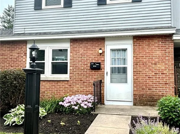 219-13 Highbridge Ter, Fayetteville, NY 13066