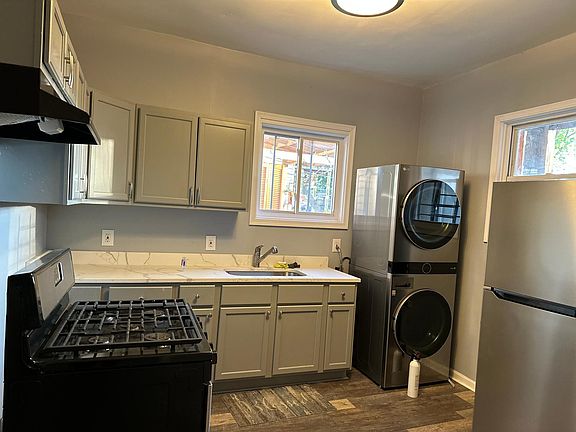 4th image of 1634 N Sawyer Ave APT 1