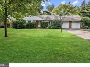 1013 Washington Ave, Cinnaminson, NJ 08077