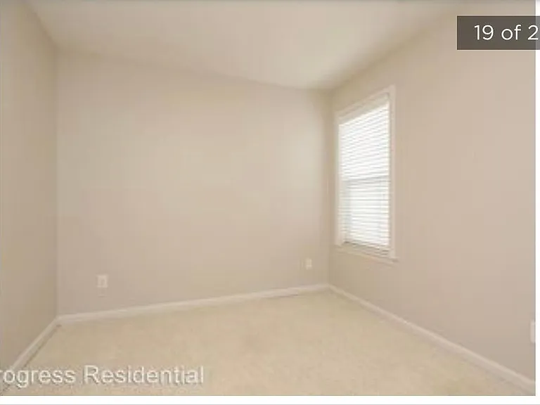 1112 Island Pl E — Photo 10