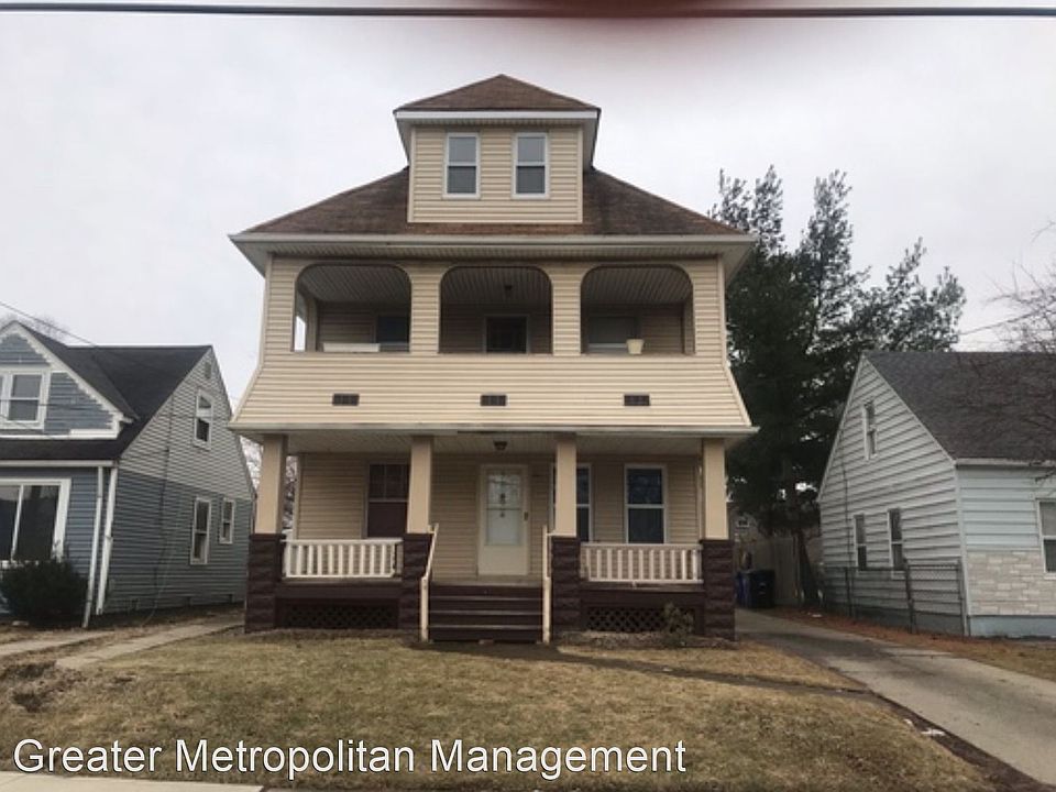 1st image of 12821 Sprecher Ave