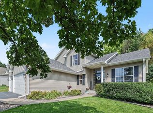 14901 Hillside Trl, Savage, MN 55378
