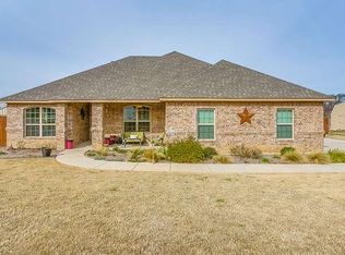 2206 Trace Ridge Dr, Weatherford, TX 76087