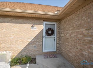 1455 Turnbury Ln, Perrysburg, OH 43551