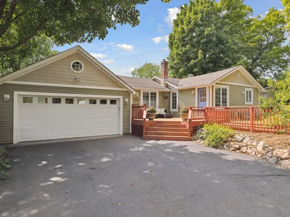 5125 Windsor Rd, Mound, MN 55364