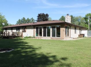 N2097 Parfreyville Rd, Waupaca, WI 54981