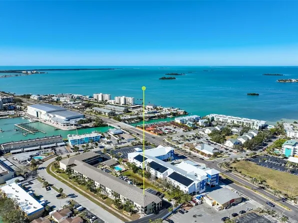 460 S Paula Dr APT 402, Dunedin, FL 34698