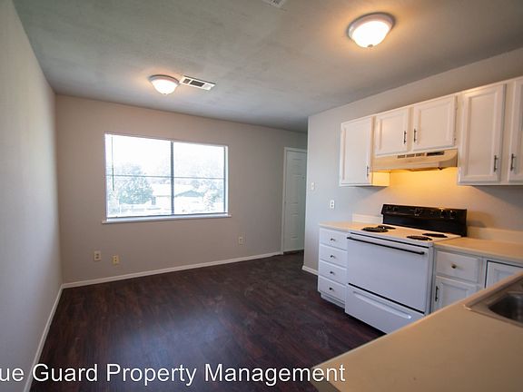 4th image of 5525 Truman Dr