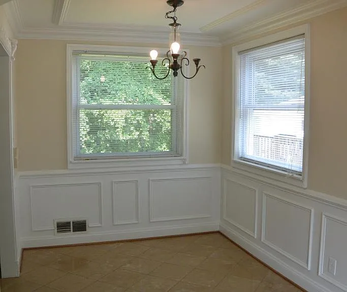 3720 Terrace Dr — Photo 4