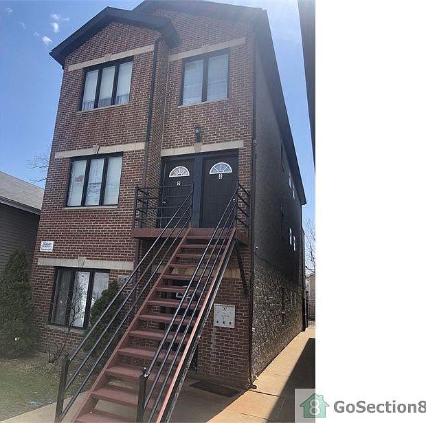 1st image of 1337 W 107th St #1