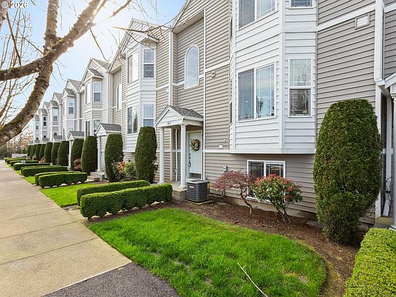 4th image of 5700 NE 82nd Ave Unit B11
