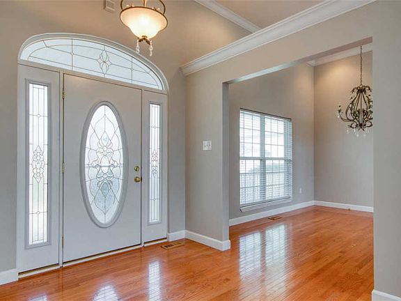 5th image of 180 Brook Hill Ln