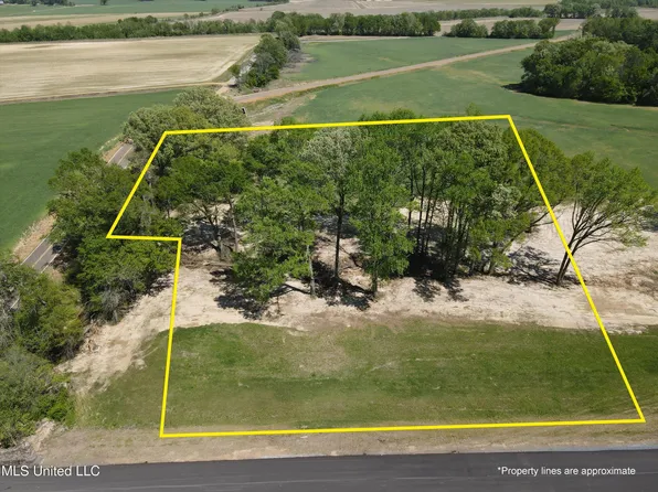 13 Como Trace Dr Lot 13, Senatobia, MS 38668