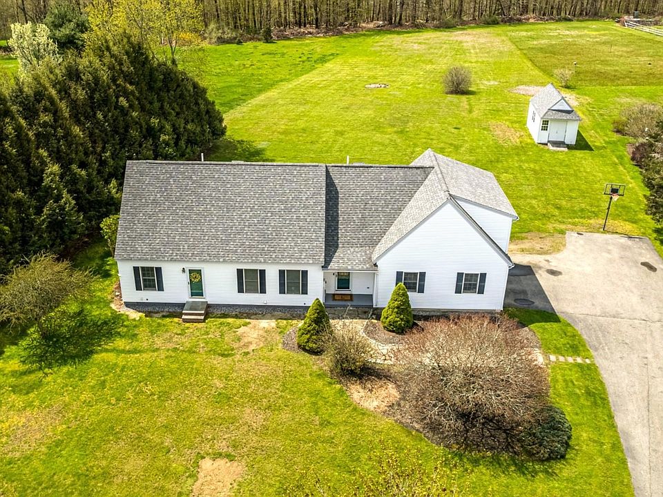 69 Giles Road, East Kingston, NH 03827 Zillow