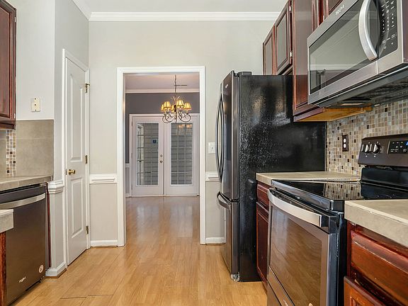 2nd image of 8604 Fox Chase Ln