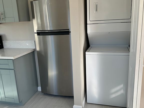 5th image of 2283 W Dunlop St
