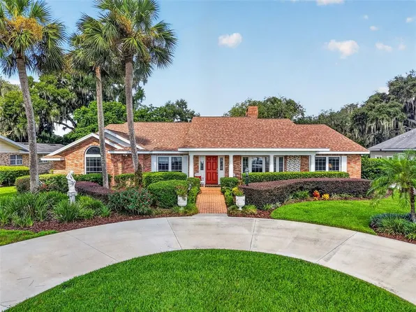3081 LAKESHORE DRIVE, MOUNT DORA, FL 32757