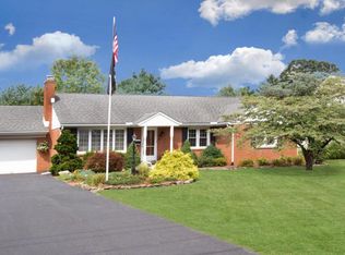 345 S Market Ave, Mount Joy, PA 17552