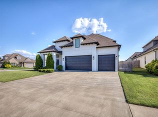 7392 E 126th St S, Bixby, OK 74008