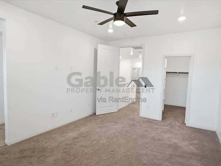 22728 Harmony Dr — Photo 15
