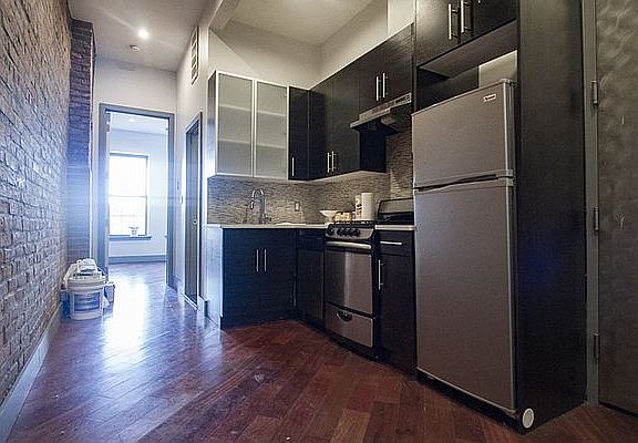 2nd image of 315 Troutman St APT 2R