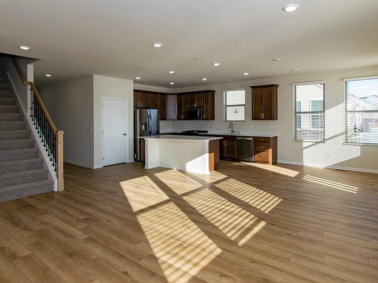 723 W Spaniel Dr — Photo 6