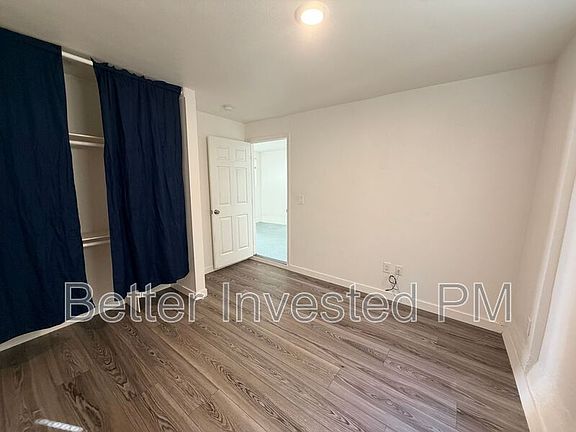 5th image of 520B Palm St