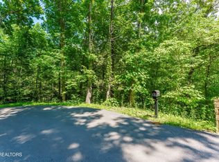 Maples Rd, Gatlinburg, TN 37738