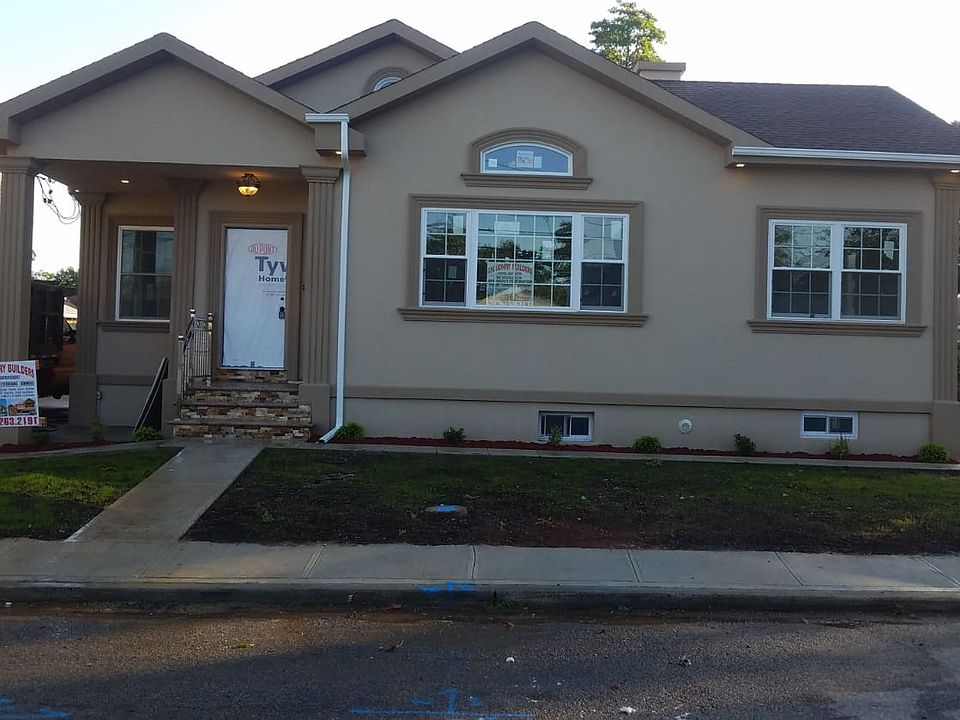 1st image of 278 Ludlam Ave