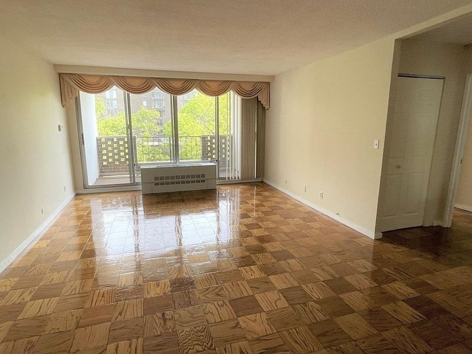 1st image of 99 Pond Ave APT 612
