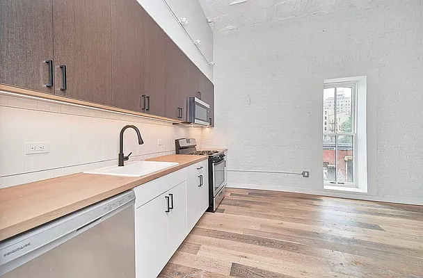 Rented by Living New York | media 5