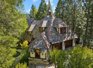 27596 High Knoll Rd, Lake Arrowhead, CA 92352