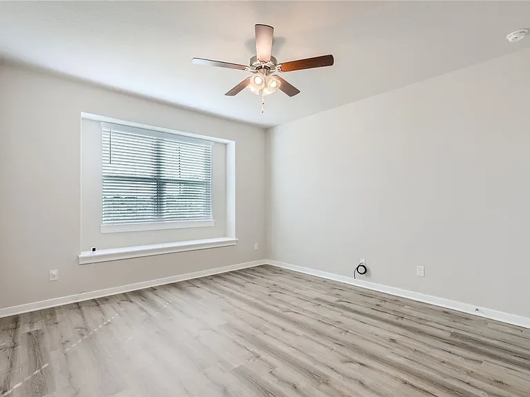 2233 Rocoso Trl — Photo 17