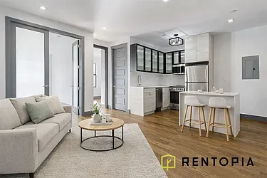 855 De Kalb Avenue, #101D