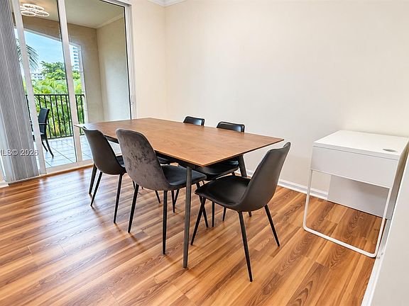 5th image of 17150 N Bay Rd APT 2314