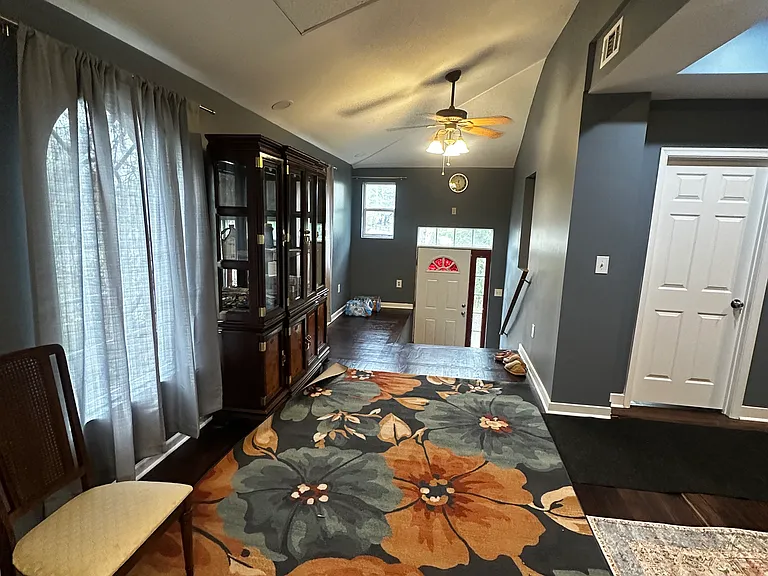 5207 Annapolis Rd — Photo 14