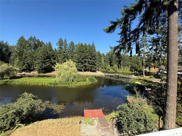 18714 McGhee Drive E, Bonney Lake, WA 98391