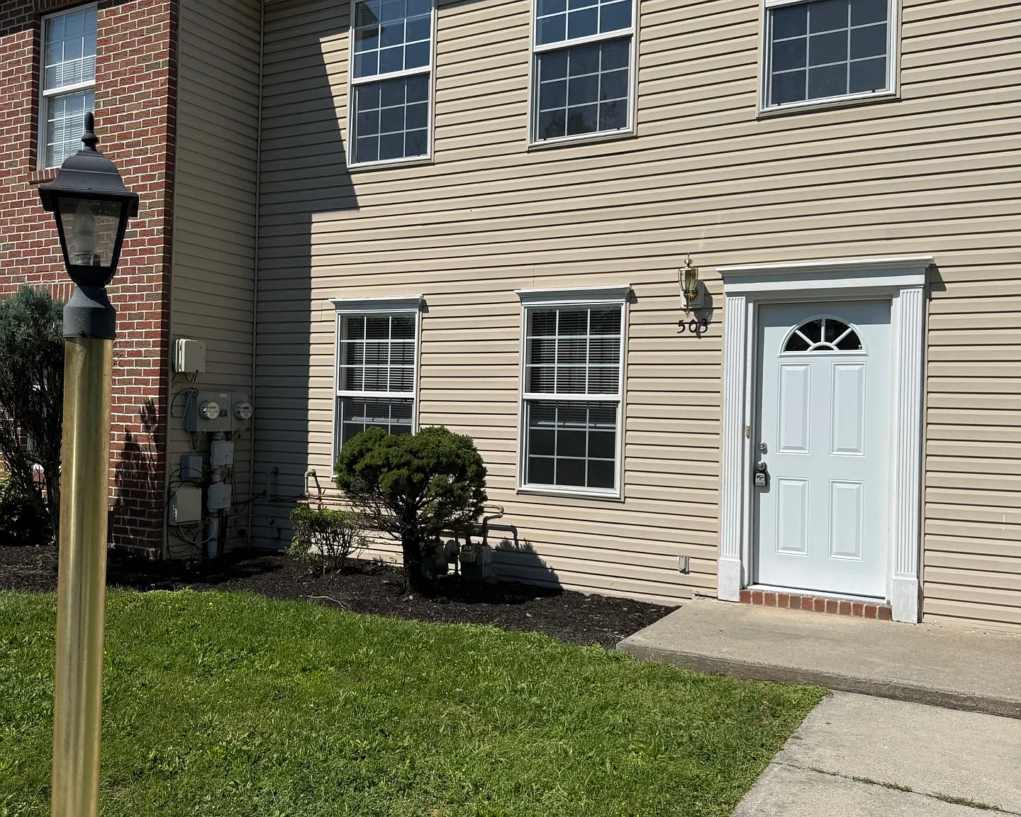 Fairfield Street - 503 — Photo 1