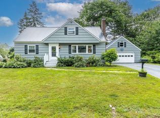 1 Peary Dr, Brunswick, ME 04011