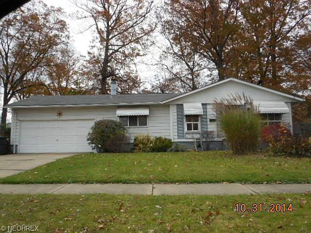 2608 Heather Ln NW photo 1