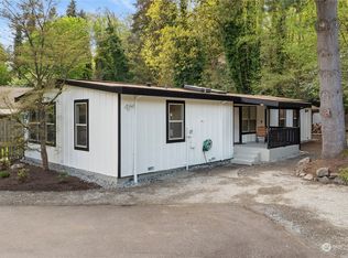 6747 24th Ave NW, Seattle, WA 98106