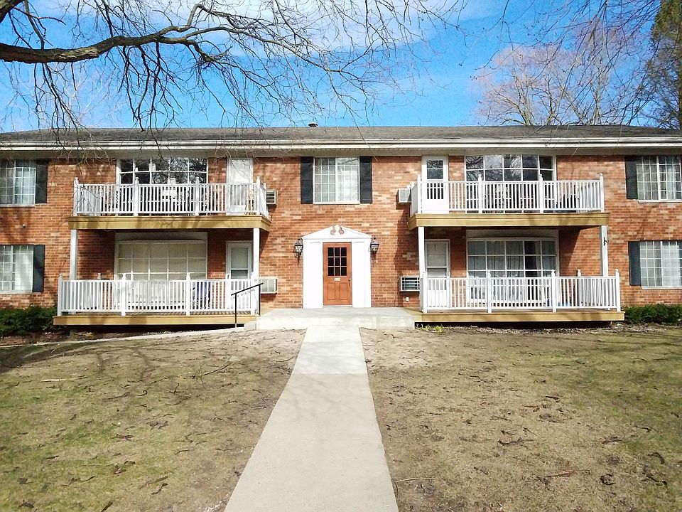 1st image of 220 Williamsburg Dr APT 7