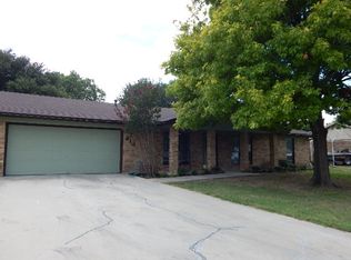 213 Redwood Cir, Harker Heights, TX 76548