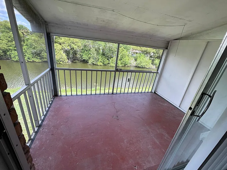 797 W Lancaster Rd #F75 — Photo 7