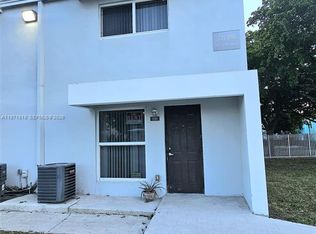 535 NW 19th St #369, Miami, FL 33136