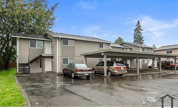 1st image of 245 15th St SE #9