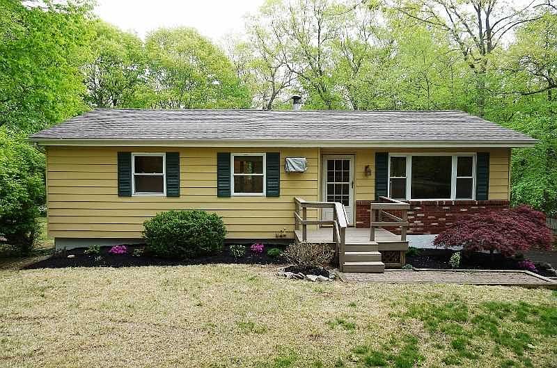 1st image of 16 Guerney Dr