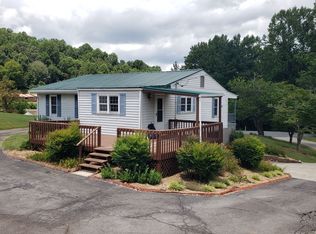 242 Sleepy Hollow Rd, Kingsport, TN 37663